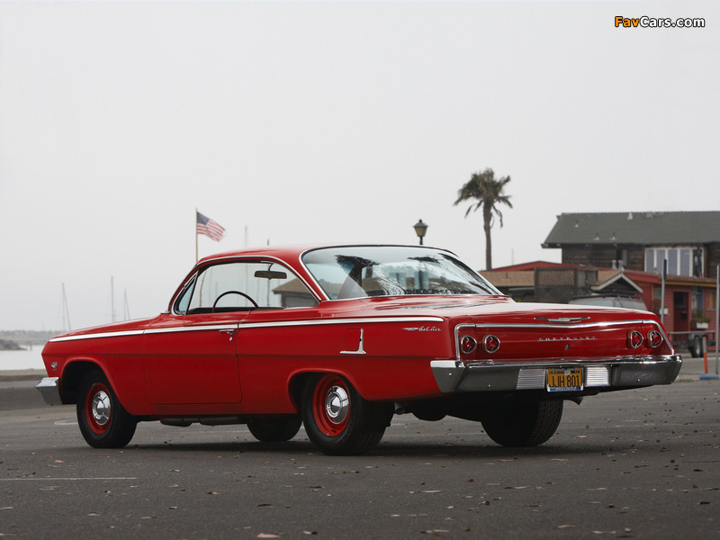 Photos of Chevrolet Bel Air 409 Sport Coupe 1962 (800 x 600)