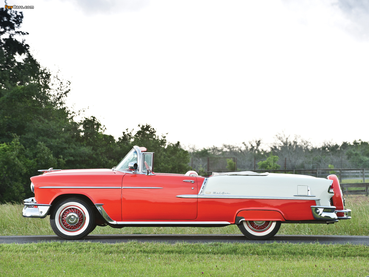 Pictures of Chevrolet Bel Air Convertible (2434-1067D) 1955 (1280 x 960)