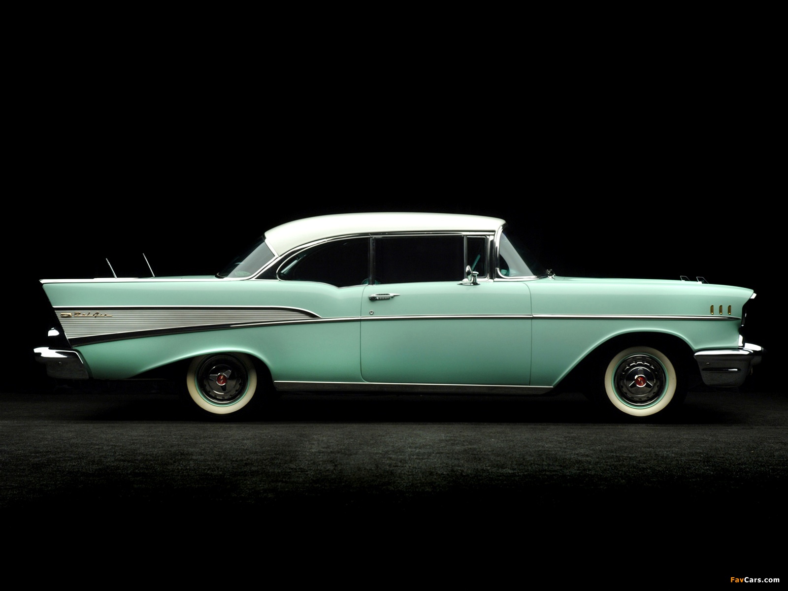 Pictures of Chevrolet Bel Air Sport Coupe (2454-1037D) 1957 (1600 x 1200)