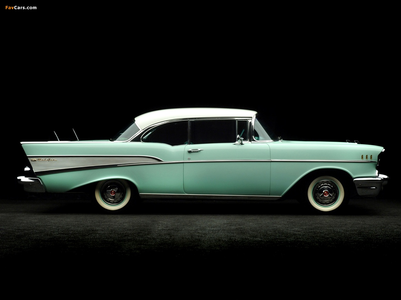 Pictures of Chevrolet Bel Air Sport Coupe (2454-1037D) 1957 (1280 x 960)