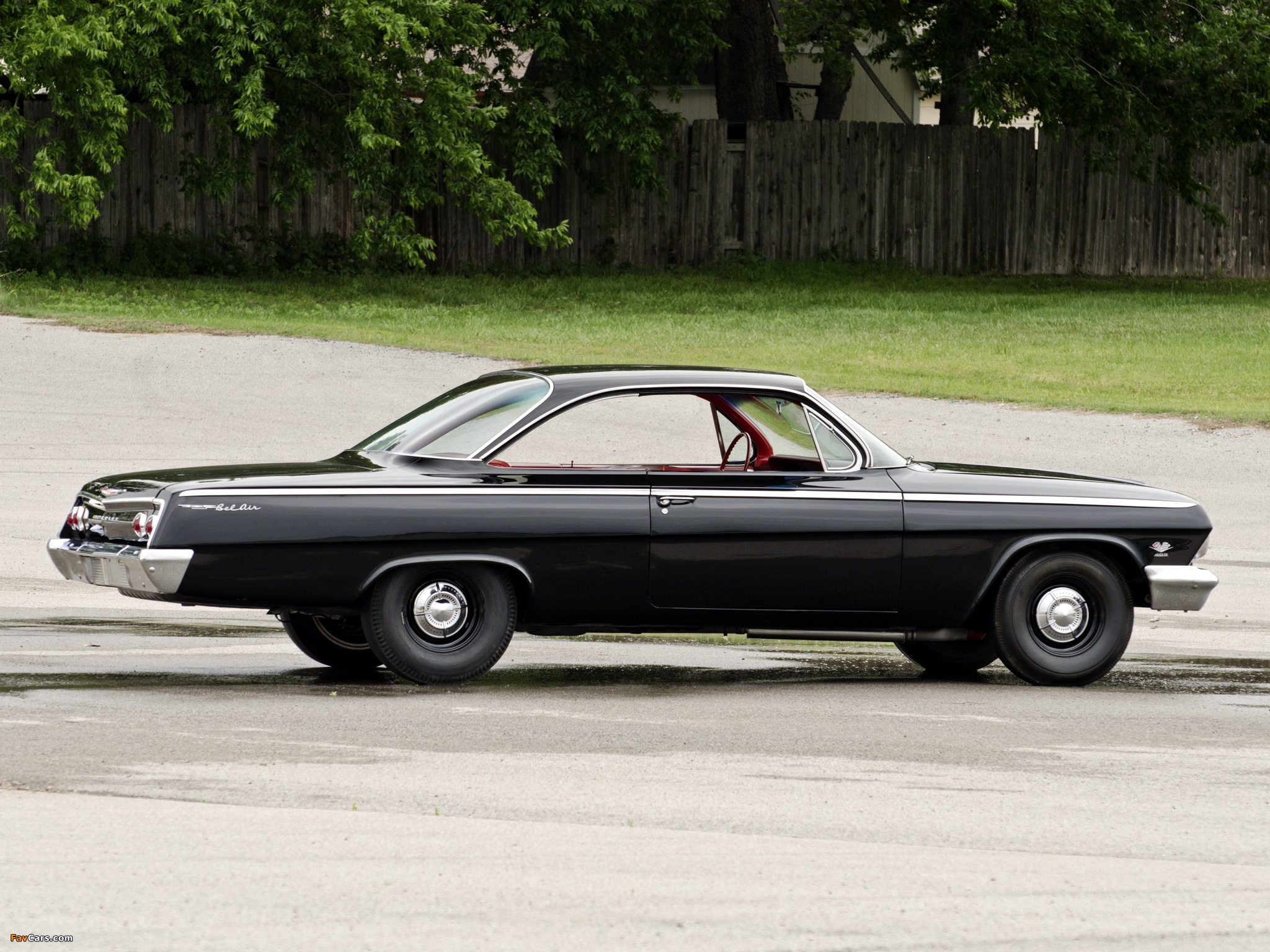 Pictures of Chevrolet Bel Air Sport Coupe (1637) 1962 (2048 x 1536)