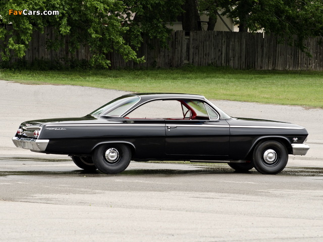 Pictures of Chevrolet Bel Air Sport Coupe (1637) 1962 (640 x 480)