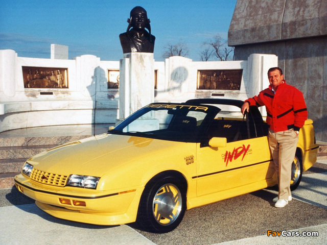 Chevrolet Beretta Indy 500 Pace Car 1990 pictures (640 x 480)