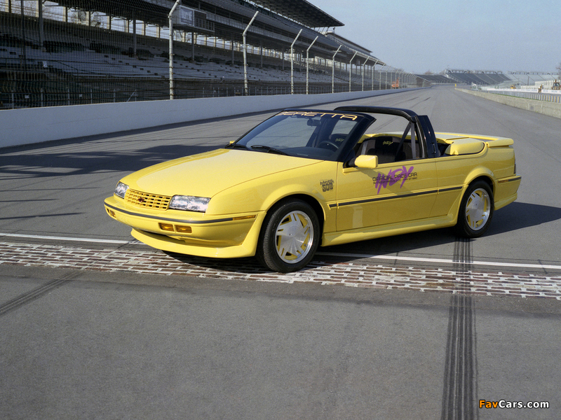 Chevrolet Beretta Indy 500 Pace Car 1990 wallpapers (800 x 600)