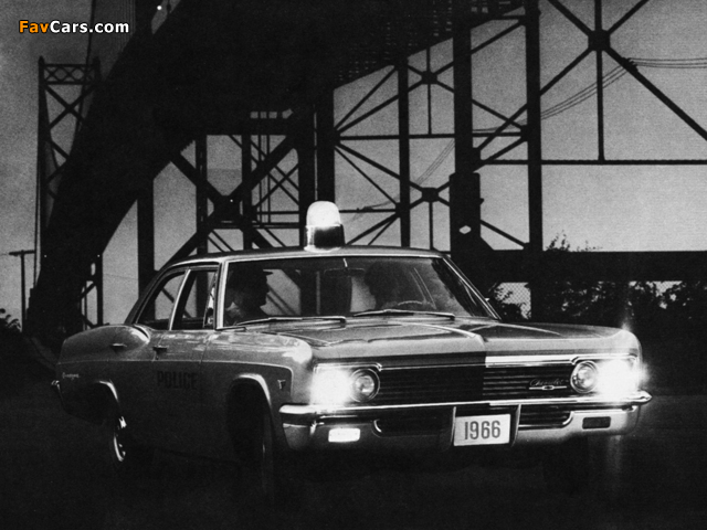 Chevrolet Biscayne 4-door Sedan Police 1966 photos (640 x 480)