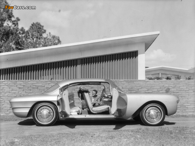 Photos of Chevrolet Biscayne Concept Car 1955 (640 x 480)