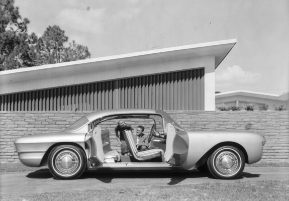 Photos of Chevrolet Biscayne Concept Car 1955