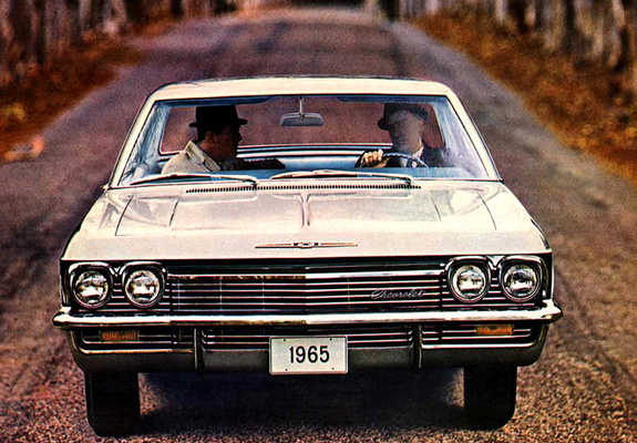 Pictures of Chevrolet Biscayne Sedan 1965