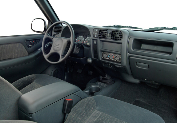 Chevrolet Blazer BR-spec 2003–08 photos