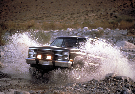 Photos of 1983–84 Chevrolet K5 Blazer 1982–84