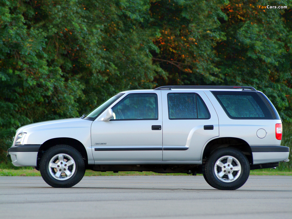 Photos of Chevrolet Blazer BR-spec 2003–08 (1024 x 768)