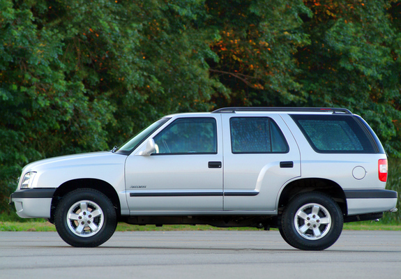 Photos of Chevrolet Blazer BR-spec 2003–08