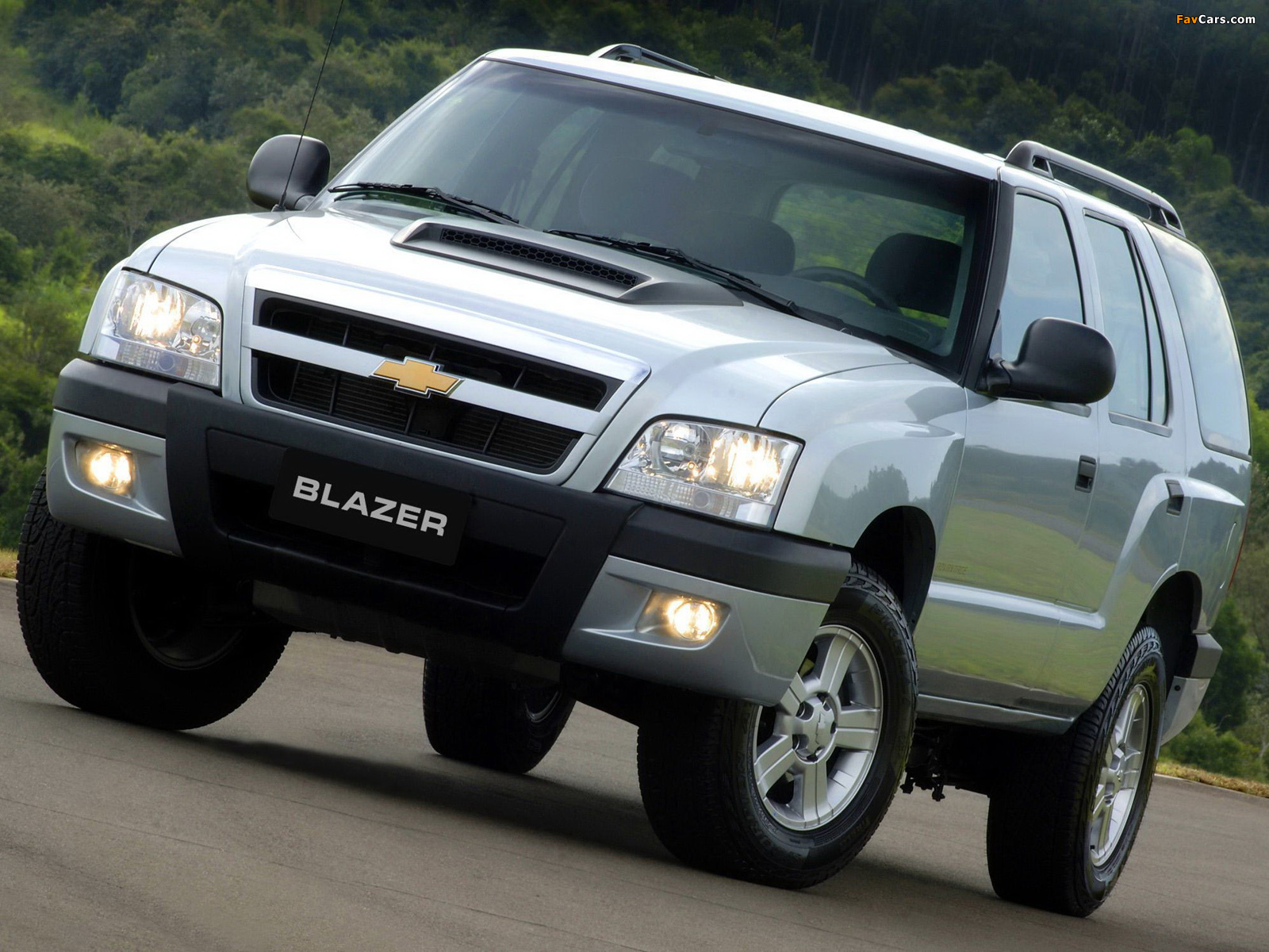 Photos of Chevrolet Blazer BR-spec 2008–11 (1600 x 1200)