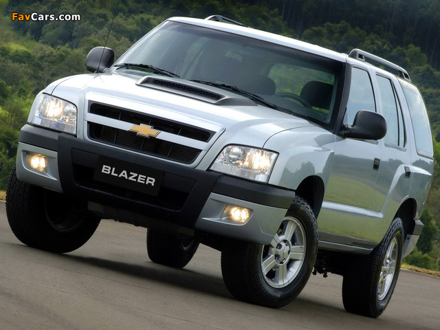 Photos of Chevrolet Blazer BR-spec 2008–11 (640 x 480)