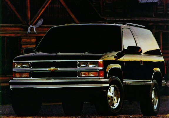 Pictures of Chevrolet K1500 Blazer (GMT410) 1992–95
