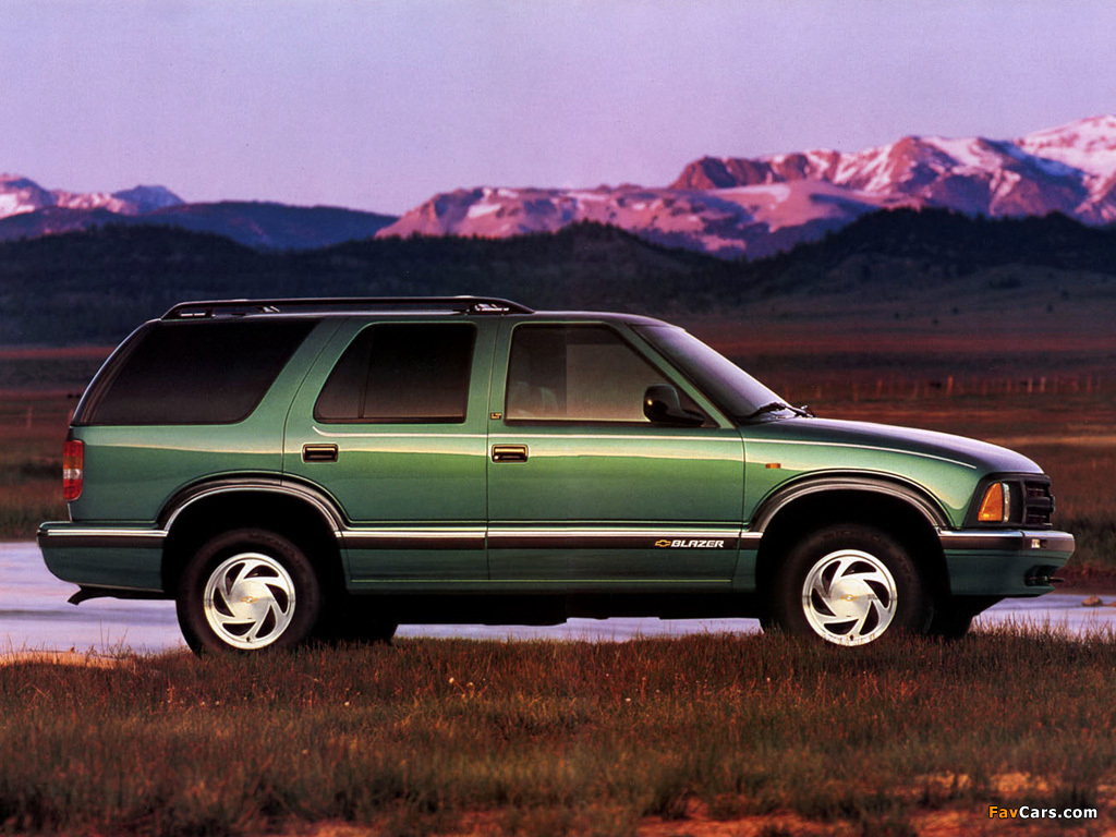 Pictures of Chevrolet Blazer 1995–97 (1024 x 768)