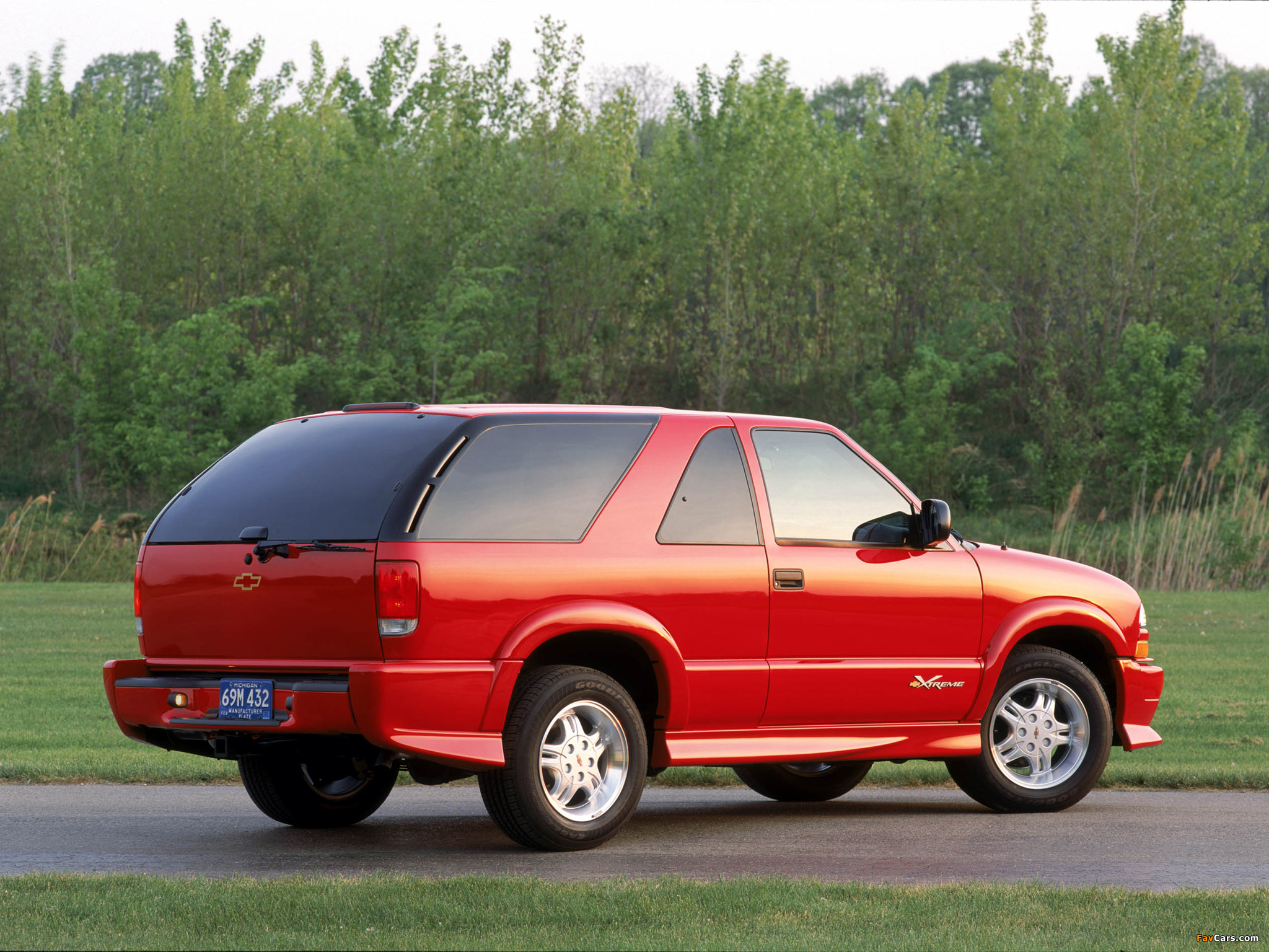 Pictures of Chevrolet Blazer Xtreme 2001–05 (2048 x 1536)