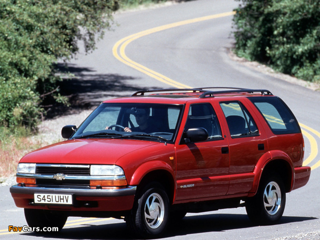 Chevrolet Blazer UK-spec 1997–2005 wallpapers (640 x 480)