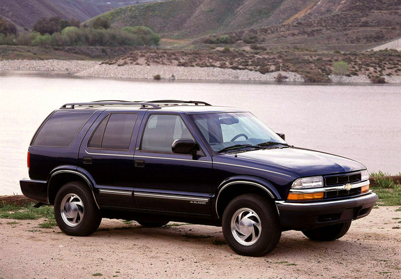 Chevrolet Blazer 1997–2005 wallpapers