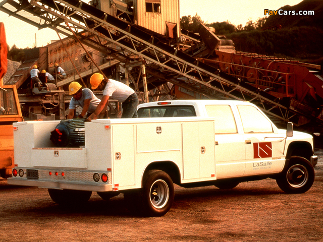 Photos of Chevrolet C/K3500 Crew Cab Work Truck 1988–99 (640 x 480)