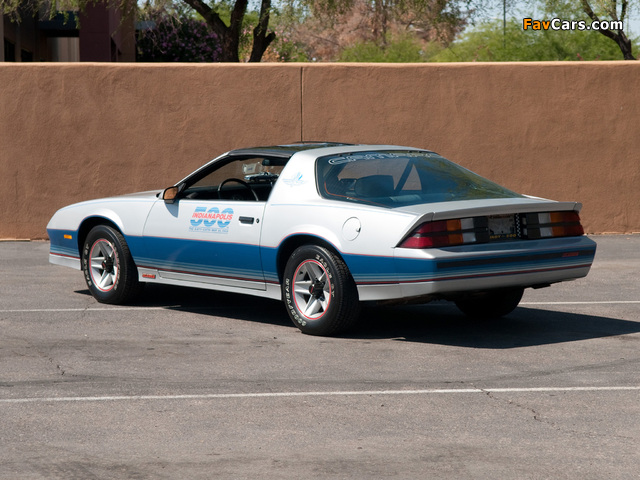 Chevrolet Camaro Z28 Indy 500 Pace Car 1982 images (640 x 480)
