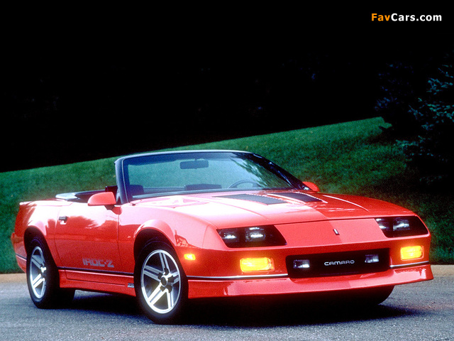 Chevrolet Camaro Z28 IROC-Z Convertible 1987–90 photos (640 x 480)