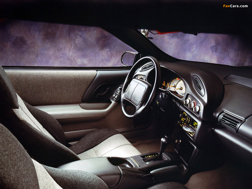 Chevrolet Camaro 1993–97 photos (1024 x 768)