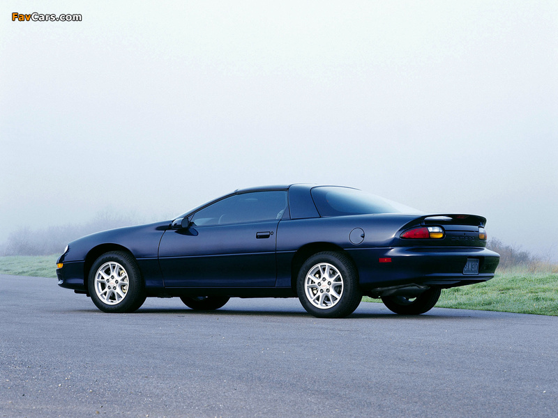 Chevrolet Camaro 1998–2002 photos (800 x 600)