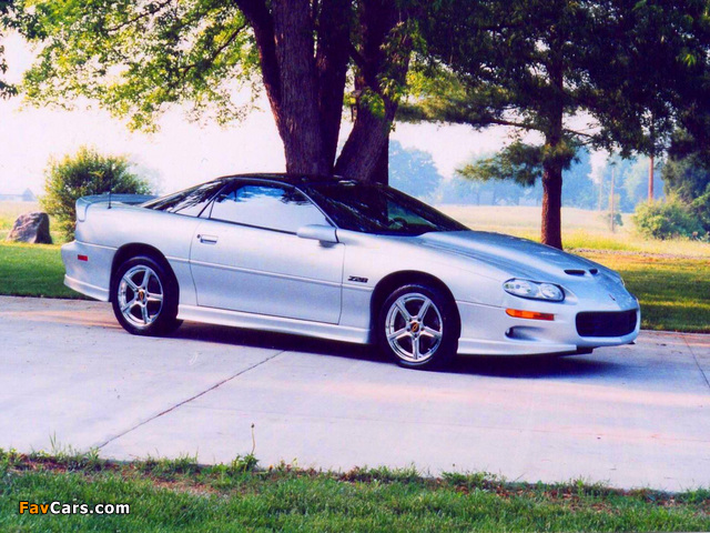 Chevrolet Camaro 1998–2002 photos (640 x 480)