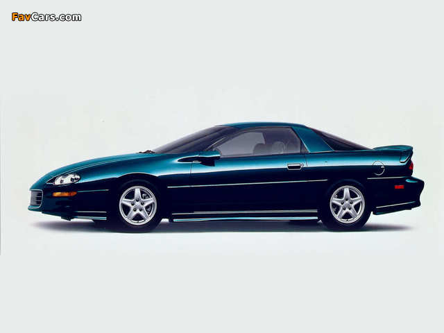 Chevrolet Camaro 1998–2002 pictures (640 x 480)
