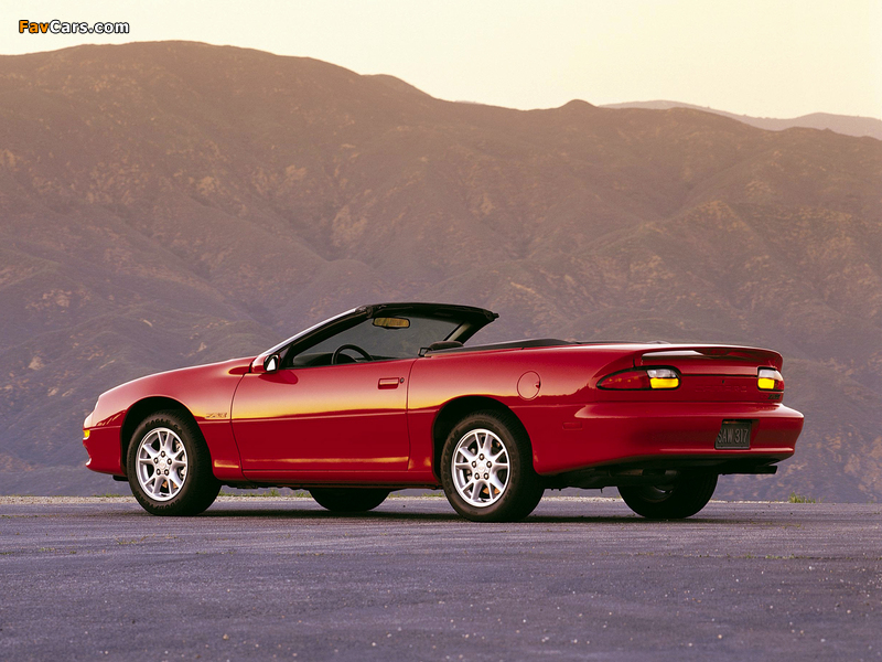 Chevrolet Camaro Z28 Convertible 1999–2002 pictures (800 x 600)