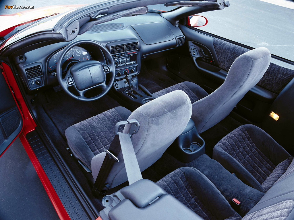 Chevrolet Camaro Z28 Convertible 1999–2002 pictures (1024 x 768)
