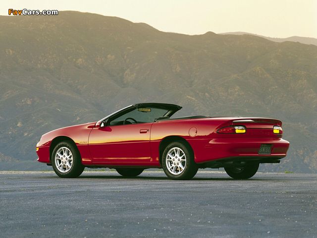 Chevrolet Camaro Z28 Convertible 1999–2002 wallpapers (640 x 480)