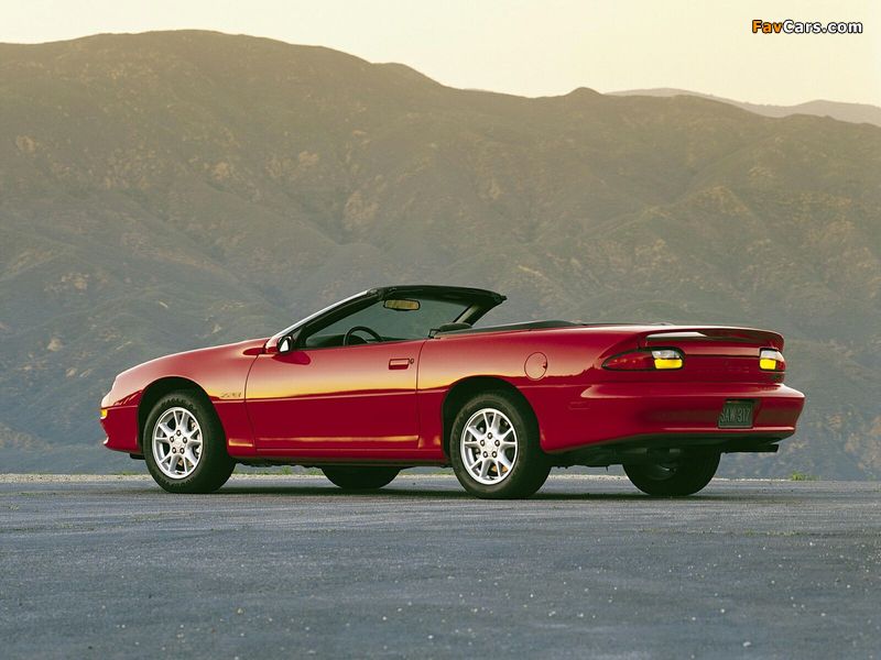 Chevrolet Camaro Z28 Convertible 1999–2002 wallpapers (800 x 600)