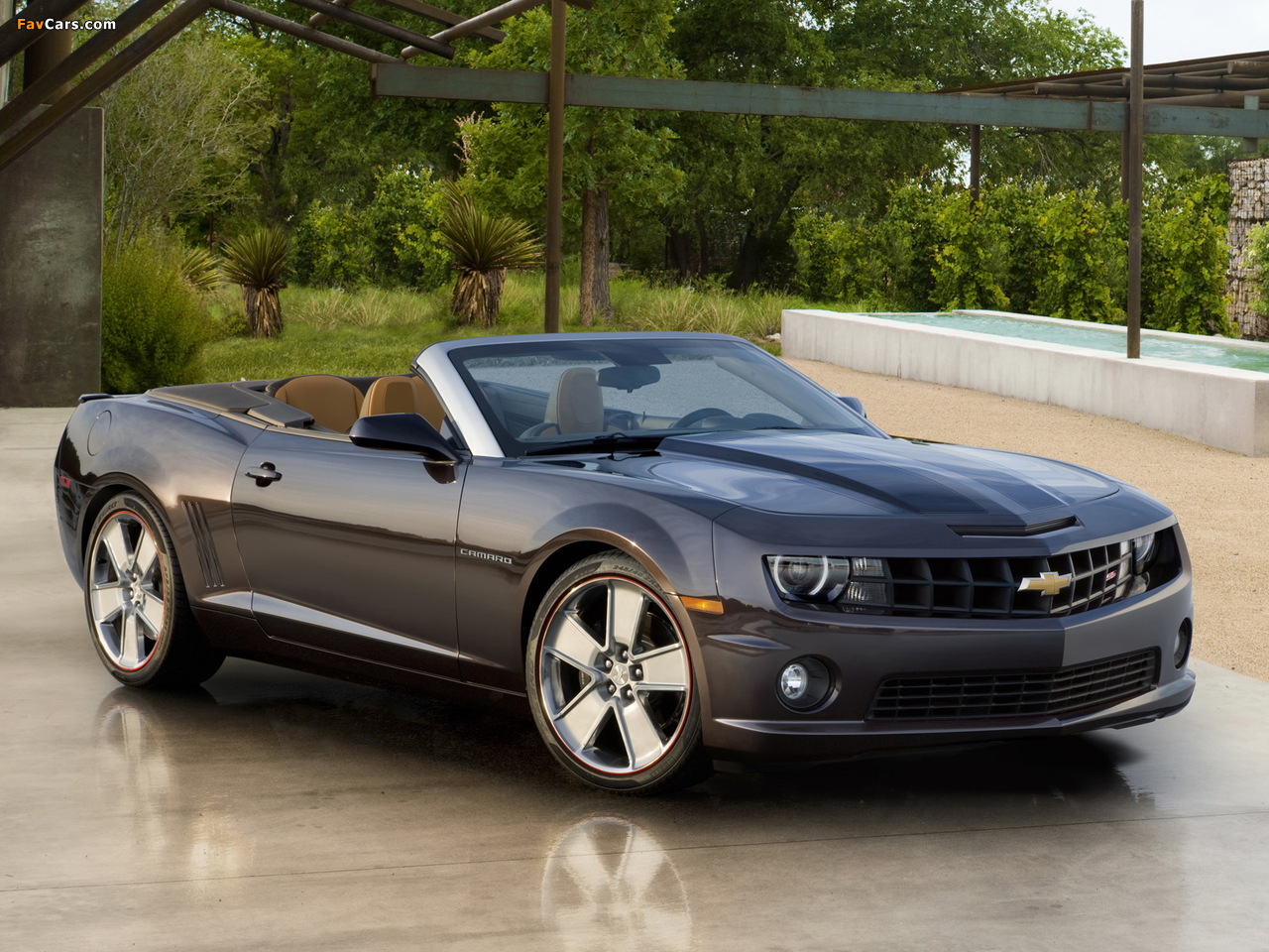 Chevrolet Camaro SS Convertible Neiman Marcus Edition 2010 photos (1280 x 960)