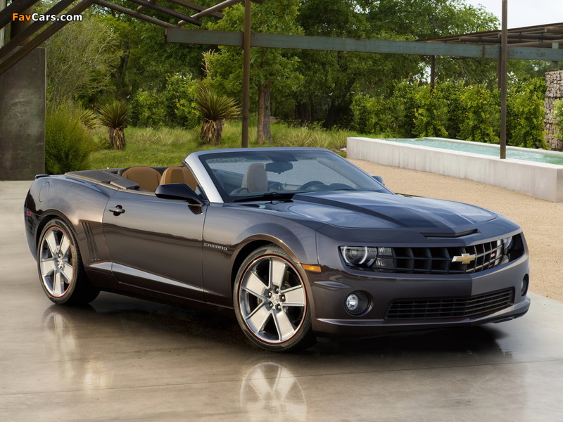 Chevrolet Camaro SS Convertible Neiman Marcus Edition 2010 photos (800 x 600)