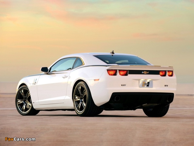 Hurst Chevrolet Camaro (V) 2010 wallpapers (640 x 480)