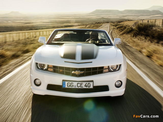 Chevrolet Camaro Convertible EU-spec 2011 images (640 x 480)