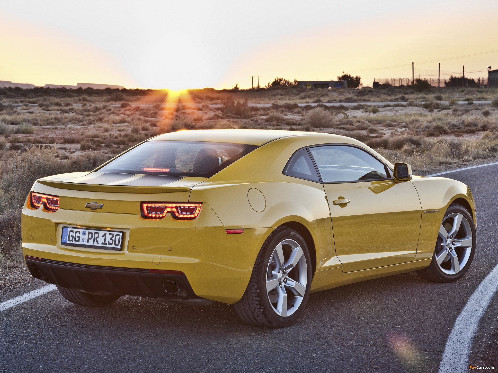 Chevrolet Camaro Coupe EU-spec 2011–13 wallpapers (2048 x 1536)