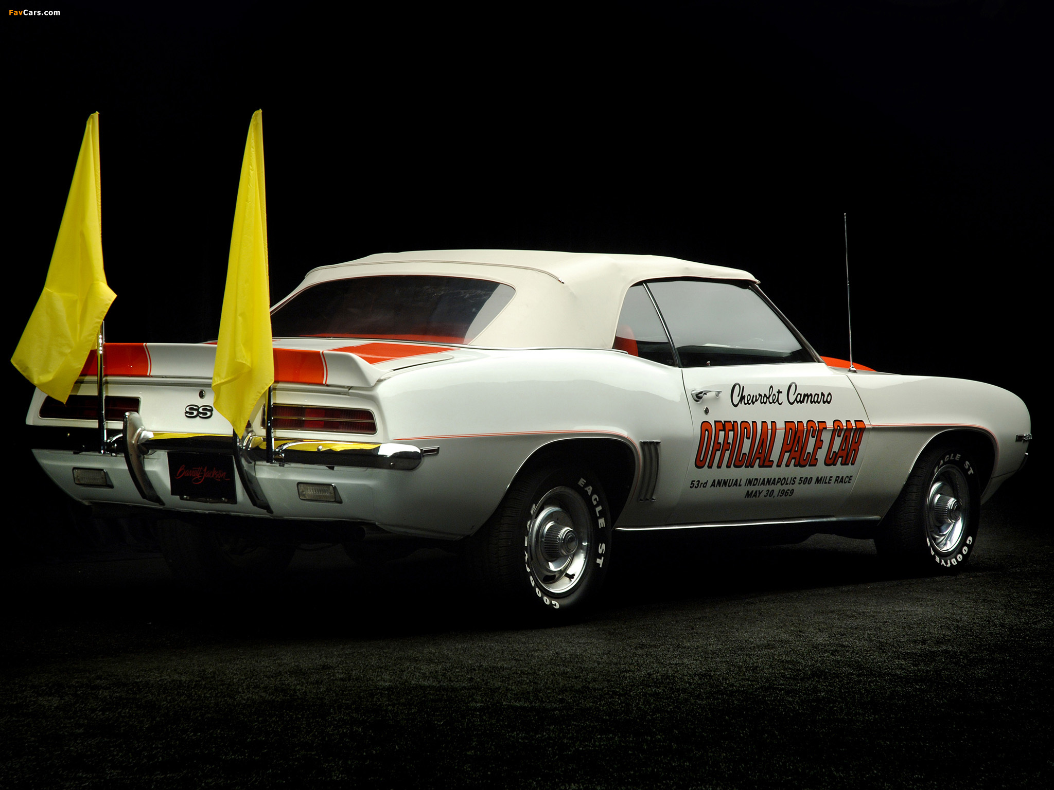 Images of Chevrolet Camaro RS/SS 350 Convertible Indy 500 Pace Car 1969 (2048 x 1536)