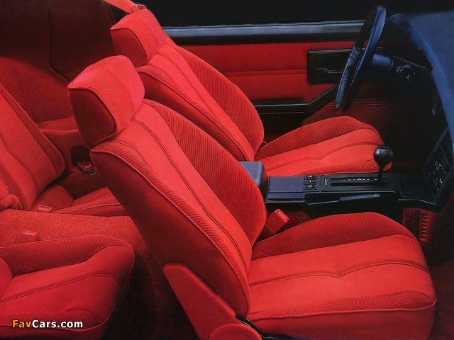 Images of Chevrolet Camaro Z28 IROC-Z 1985–90 (640 x 480)