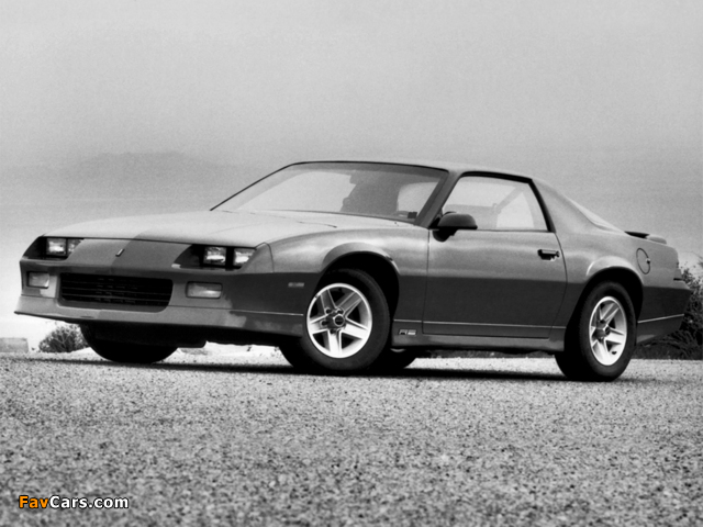 Images of Chevrolet Camaro RS 1989 (640 x 480)