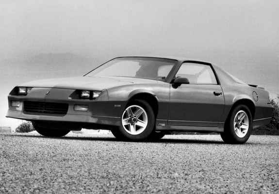 Images of Chevrolet Camaro RS 1989