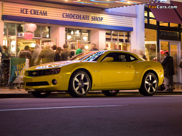 Images of Chevrolet Camaro RS 2009–13 (640 x 480)