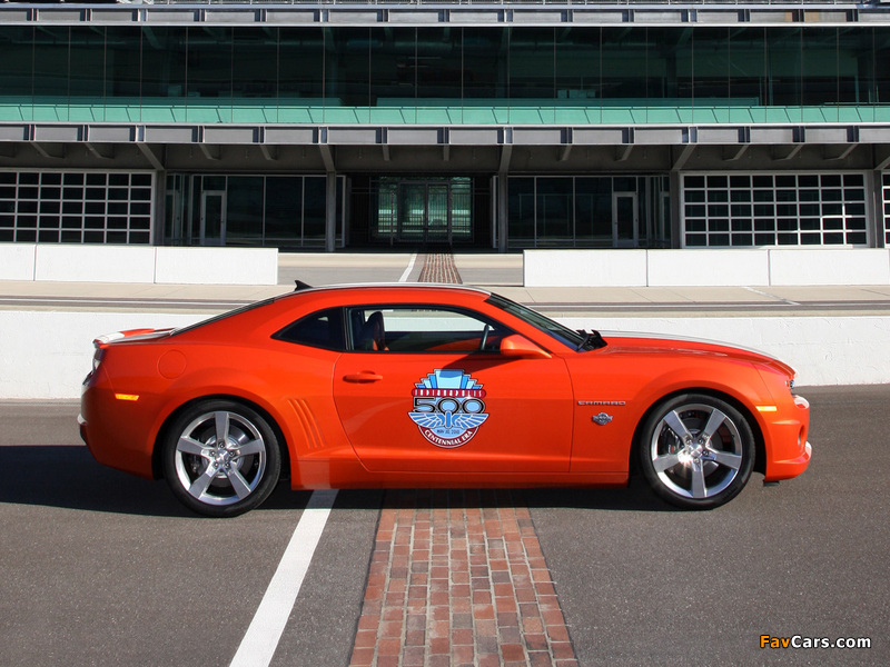 Images of Chevrolet Camaro SS Indy 500 Pace Car 2010 (800 x 600)