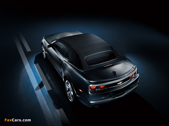 Images of Chevrolet Camaro RS Convertible 2010 (640 x 480)