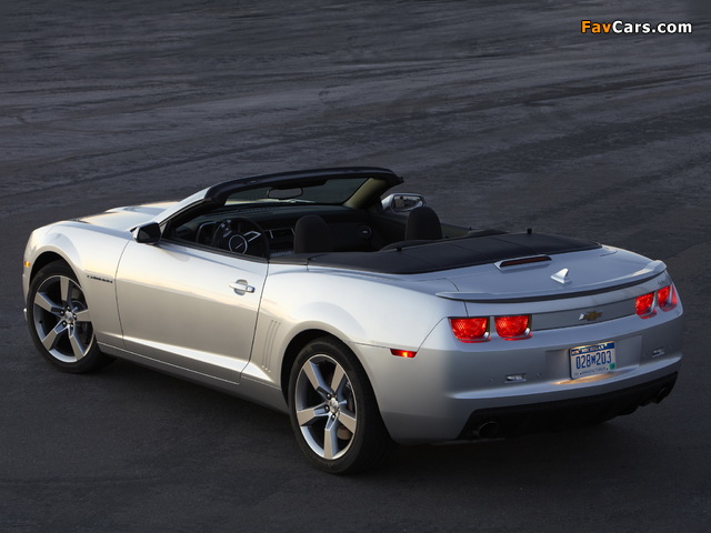 Images of Chevrolet Camaro SS Convertible 2011–13 (640 x 480)