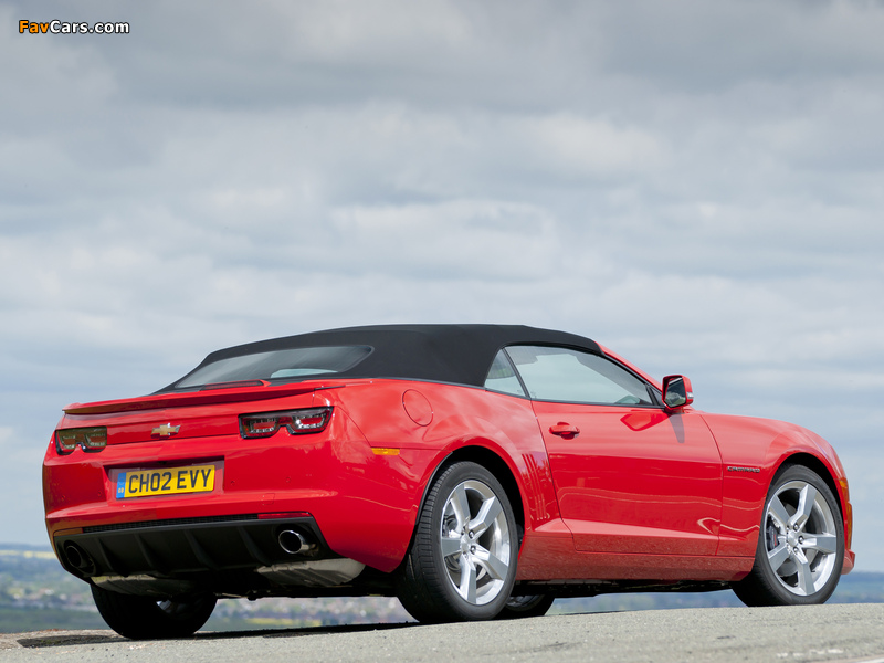 Images of Chevrolet Camaro Convertible EU-spec 2011–13 (800 x 600)