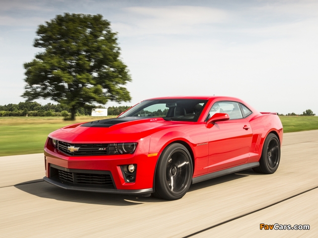 Images of Chevrolet Camaro ZL1 2012–13 (640 x 480)