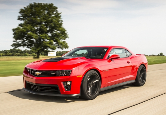 Images of Chevrolet Camaro ZL1 2012–13